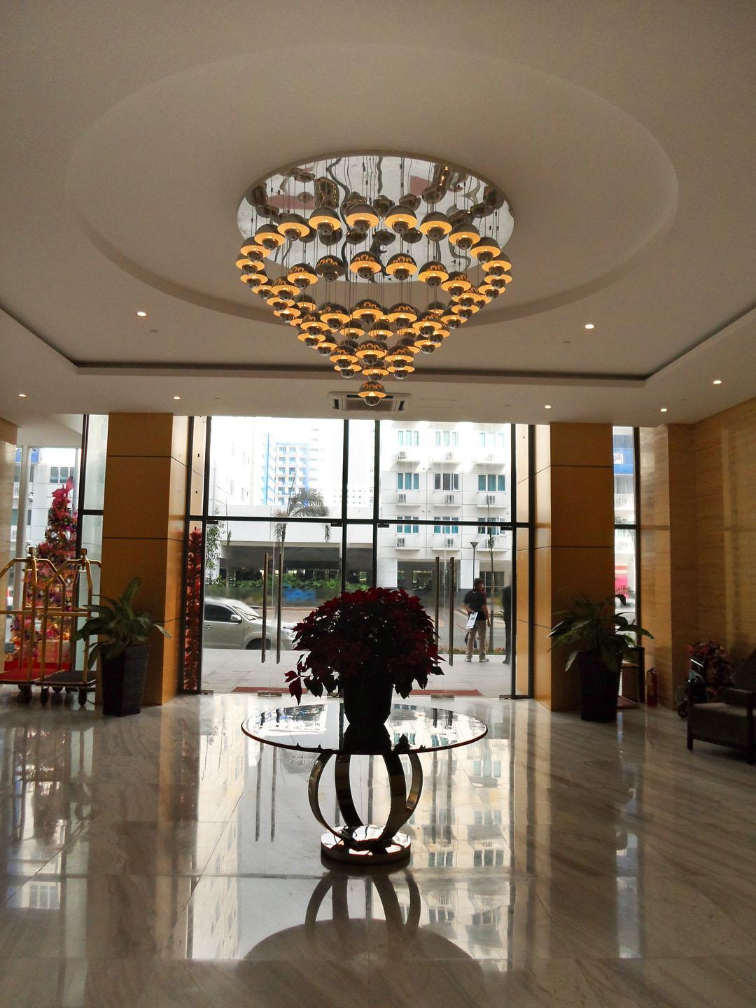 Golden Phoenix Hotel - Manila Pasay Exteriör bild