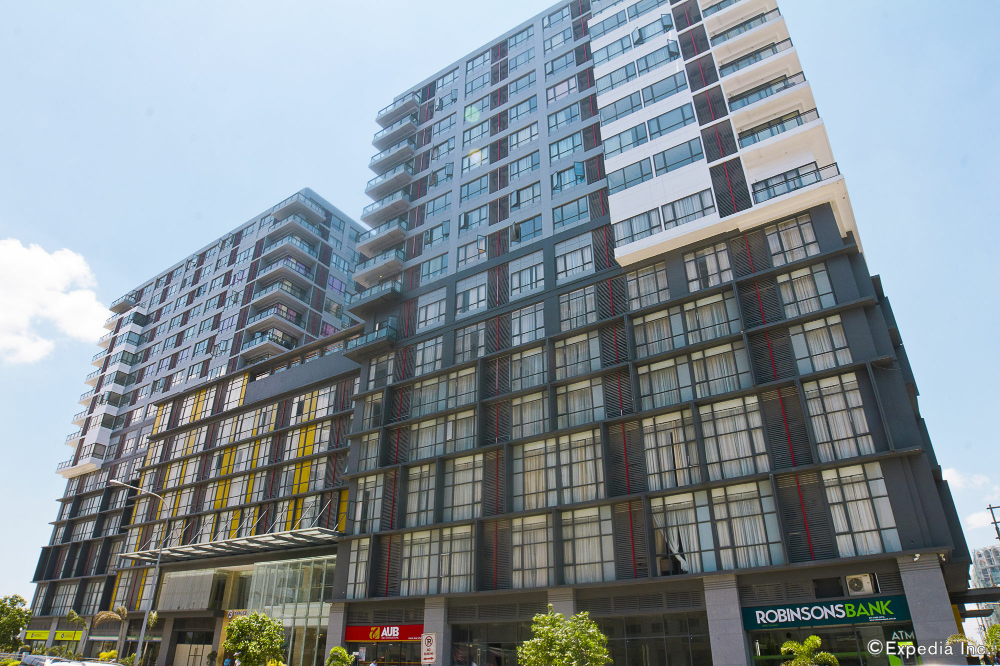 Golden Phoenix Hotel - Manila Pasay Exteriör bild