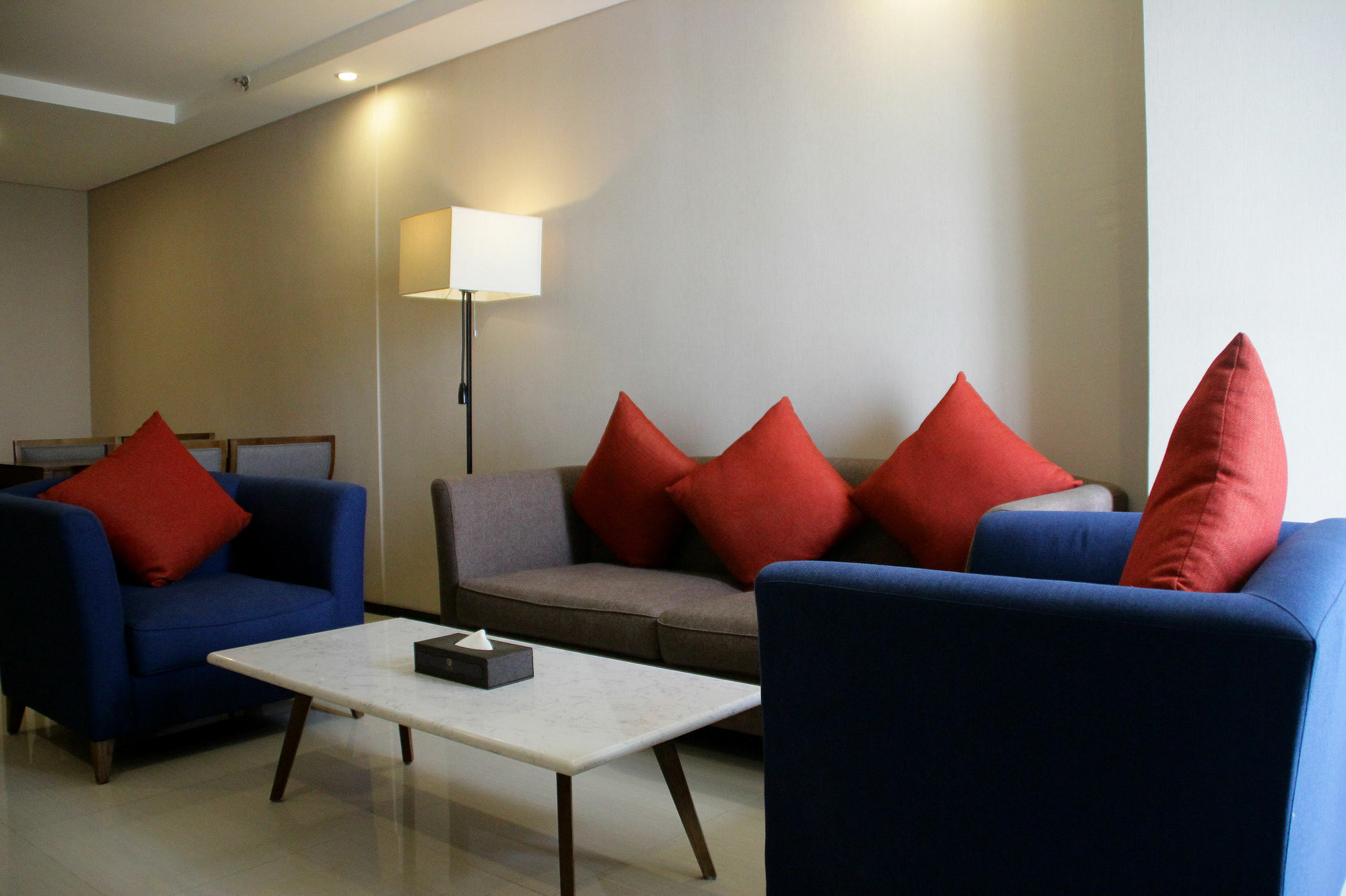 Golden Phoenix Hotel - Manila Pasay Exteriör bild